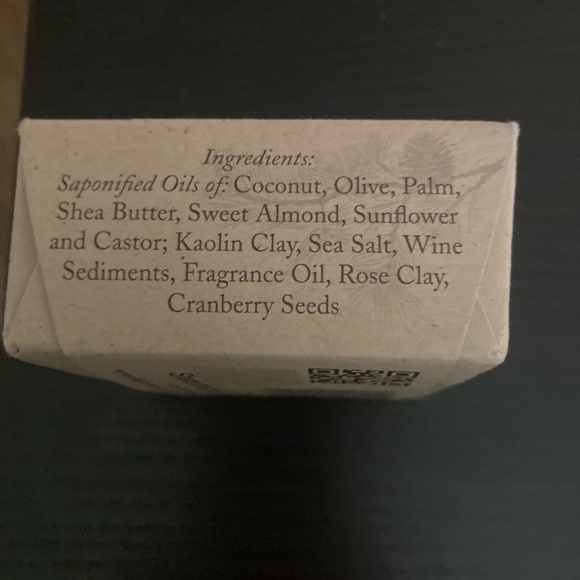 Shade Mountain Naturals Exfoliating bar soap. Created with wine settlements. New - Picture 5 of 5